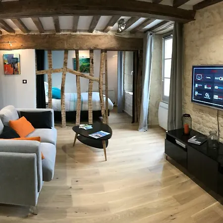 La Maison Des Eveques 1