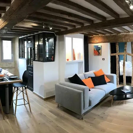 La Maison Des Eveques 1 Διαμέρισμα